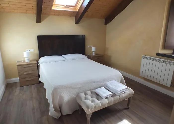 Apartamentos Puerta Del Castro