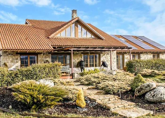 3 Bedroom Gorgeous Home In Navarredonda De Gredos