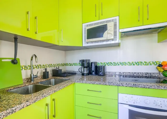 Albamar Miraflores 37 , Lovely Casa Africa