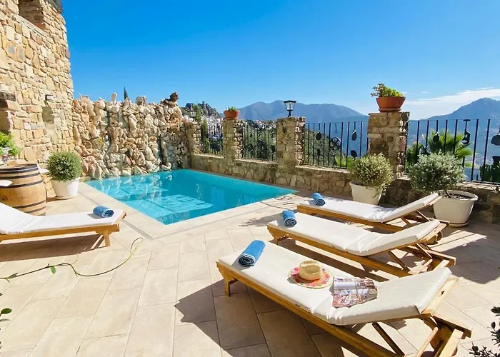 New!!! Casa El Imperio