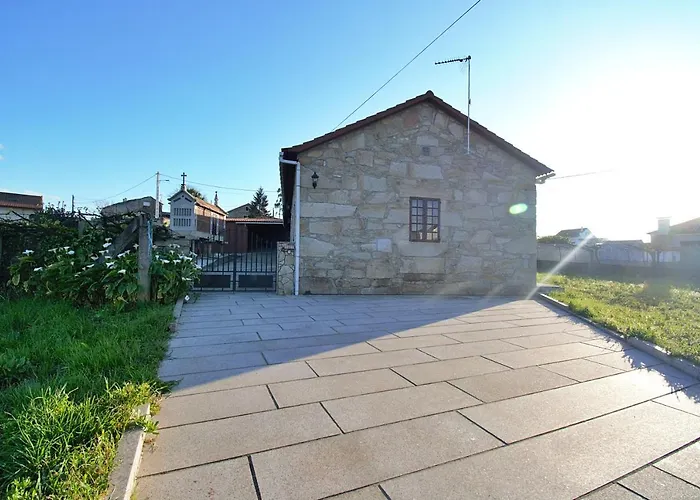 Casa De Piedra En Vilanova De Arousa