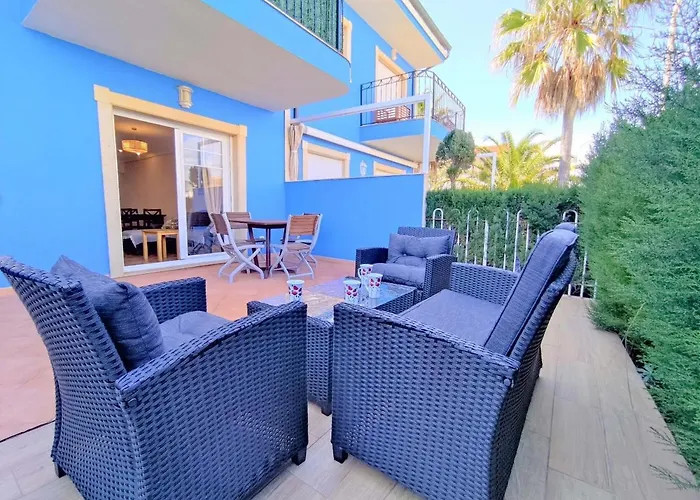 PLANTA BAJA CON TERRAZA CHILL OUT en primera linea TRES PLAYAS Albert Villas