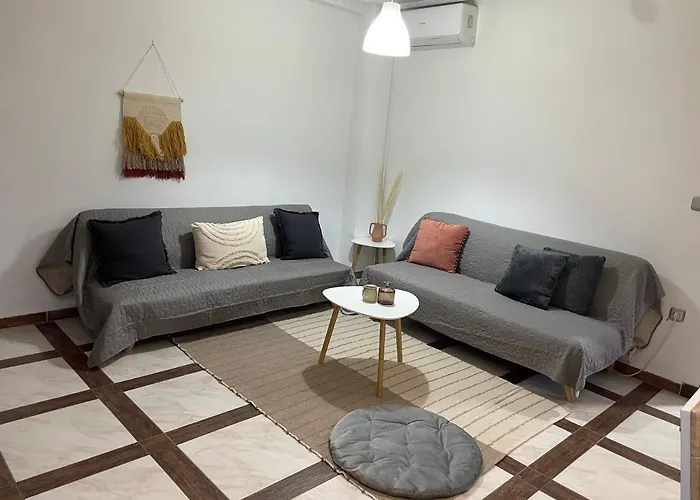 Apartamento De 2 Dormitorios Cerca Paseo Maritimo