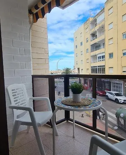 Lovely Apparment In Fornt Of The Port Of Gandia