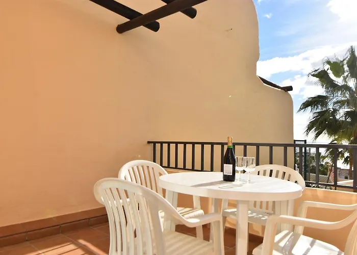 Studio Apt Walking Distance To Beach Wyndham Resor