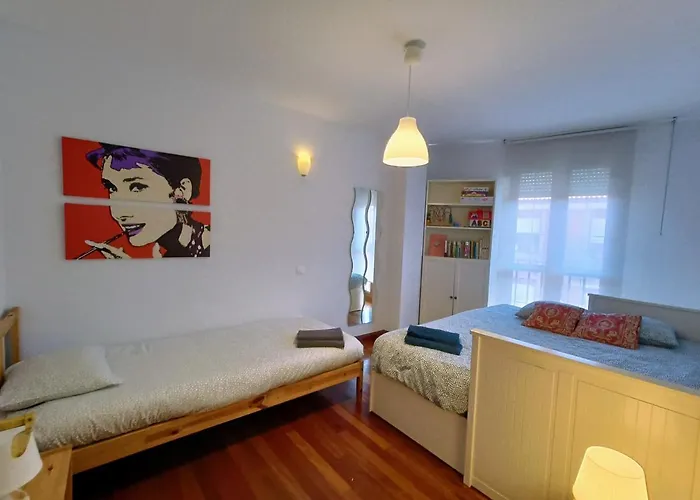 La Casita De Diana Ramales, Plaza Garaje Incluida