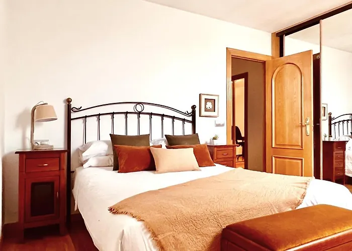 Housingleon - Conde Duplex Con Garaje Gratuito