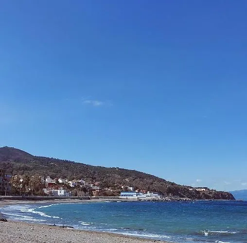 Hostal Vista Al Mar