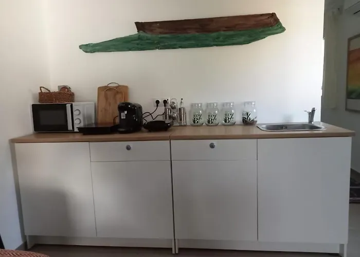 Dormir Entre Limones, Casa De Invitados En Vivienda Familiar