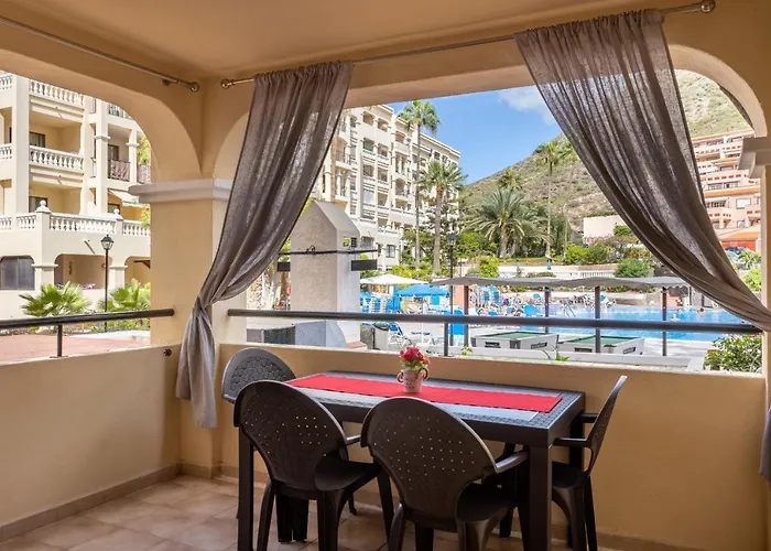 Castle Harbour Cozy Studio Heated Pool Los Cristianos Lovetenerife