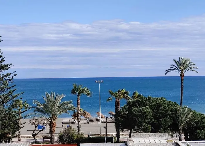 Precioso Apartamento Frente A La Playa