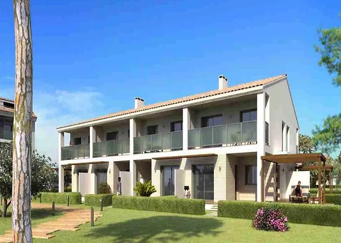 Resort Home 10