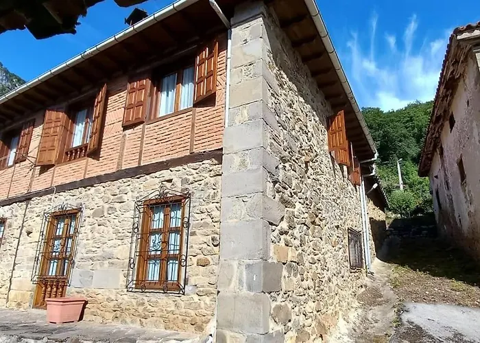 Casa Rustica En Dobres Con Vistas A La Montana