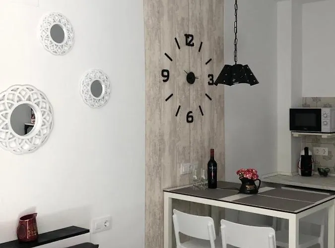 Allo Apartments \