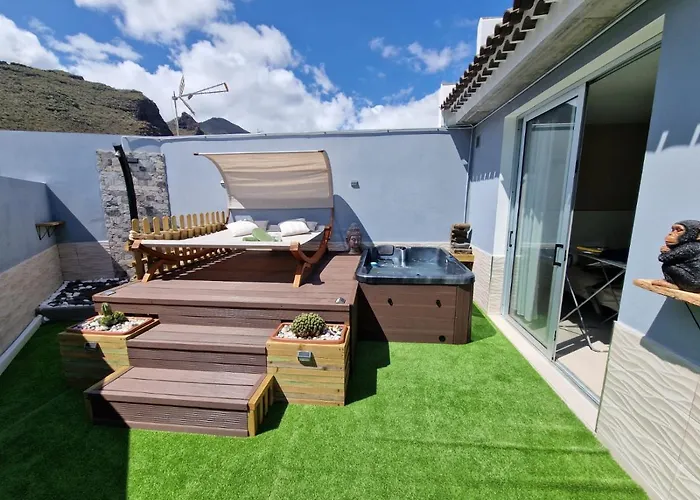 Dúplex de 2 habitaciones y dos baños con ducha solar