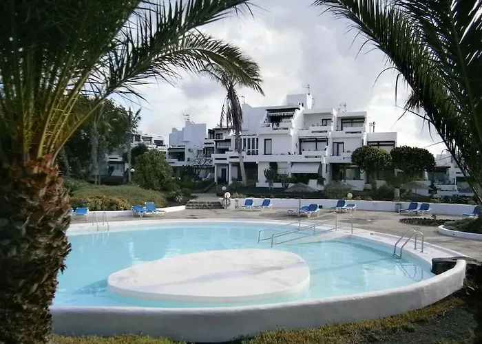Casa Con Jardin