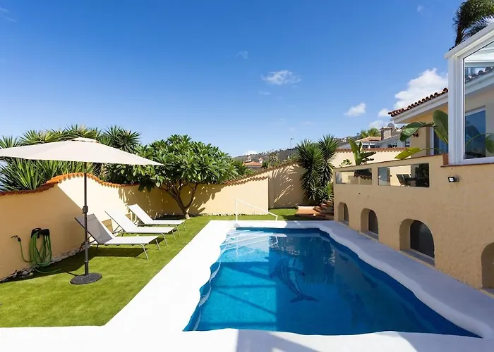 Villa La Paz Ocean views&private heated pool