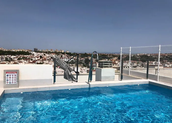 Modern Apartment In Torrevjea 200M From The Loccos Beach