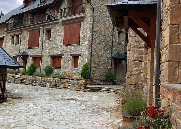Elegante Apartamento En Escarrilla Con Vistas Al Valle