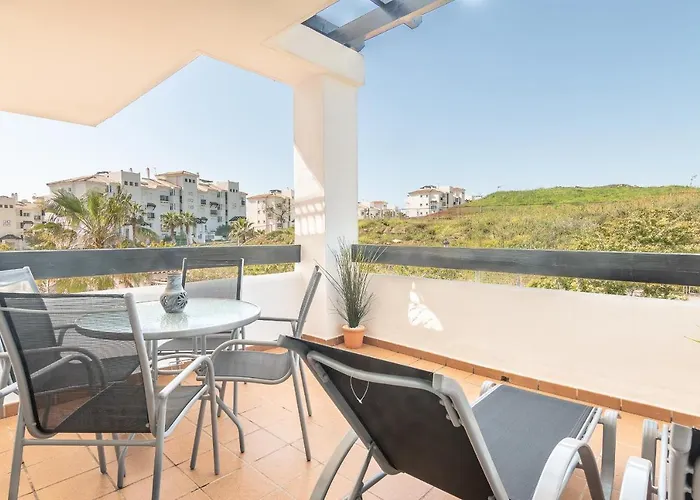 2197-Superb 2Bedrooms In Residence With Pool!