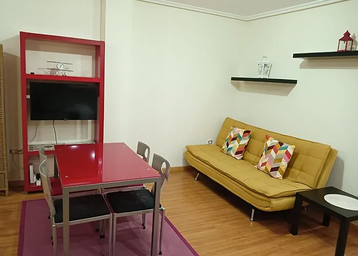 Apartamentos Chevere Rojo-Huca