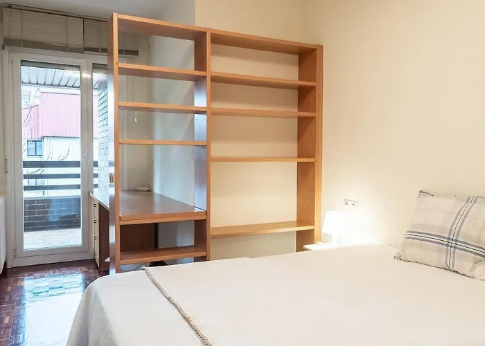 Comodo Y Funcional Apartamento En Iturrama