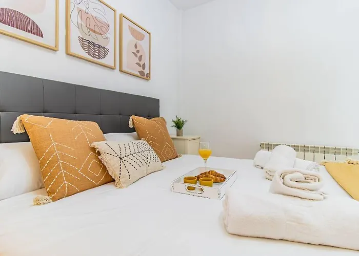 Penthouse Pyrinees , Terrace , Parking & Storage