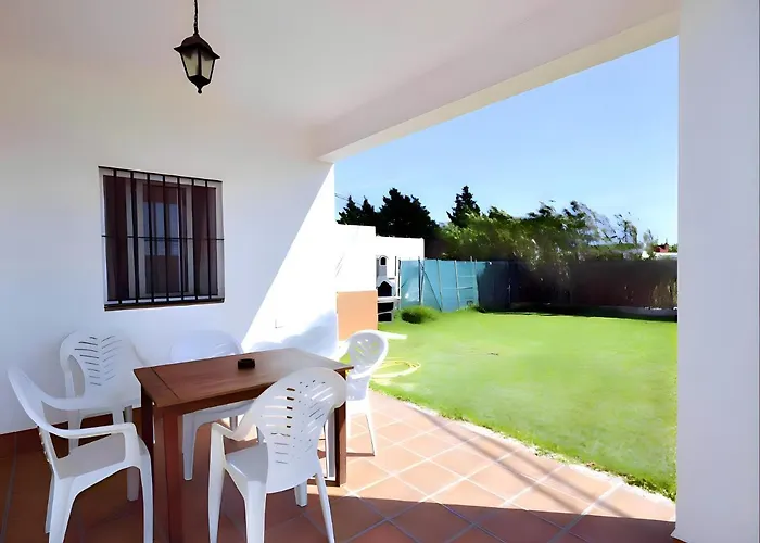 Chalet En El Palmar Junto Al Mar