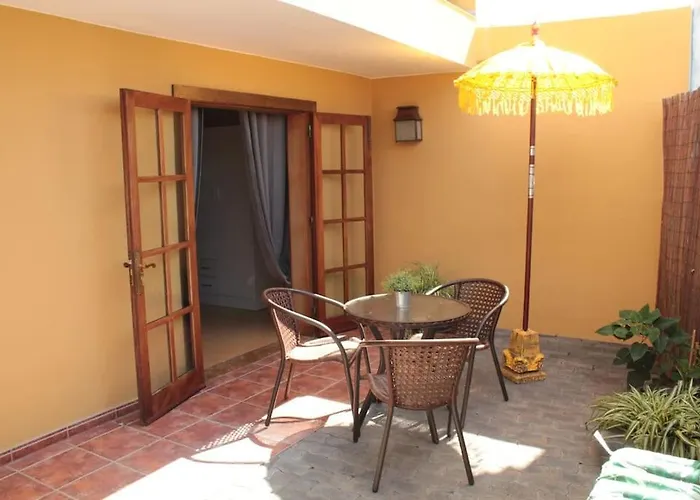 Casa Con Piscina En El Centro