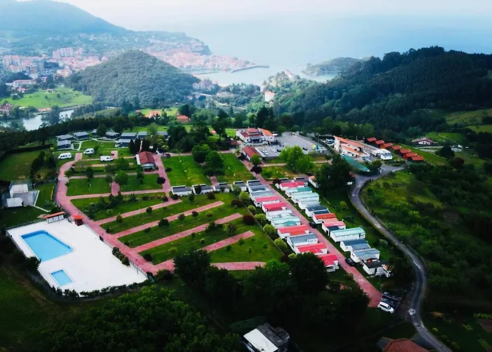 Camping & Bungalows Leagi