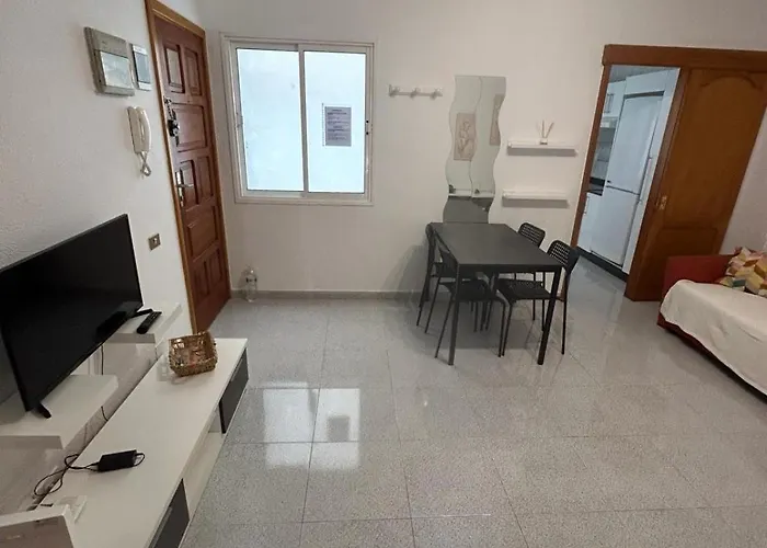 Apartamento céntrico y luminoso ALCARAVANERAS