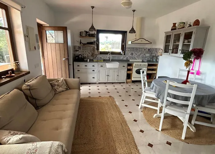 Casa Mandarina