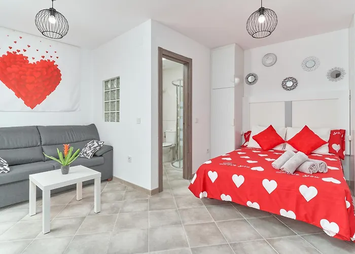 Nerja Boutique 203 Sweet Corner