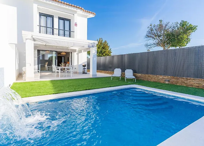 Pareado con piscina en el Rompido