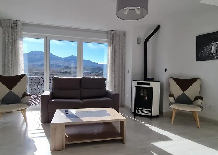 Apartamentos Miradores Del Isasa