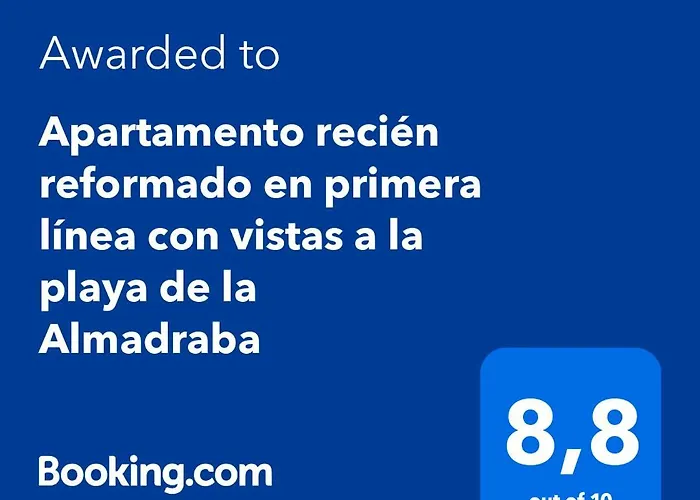 Apartamento recién reformado en primera línea con vistas a la playa de la Almadraba