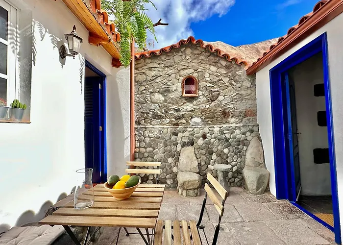 Teresitas Beach Escape Apartment