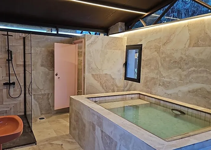 Hearts & Ponies Apartamentos Con Piscinas Privadas Cerca De La Warner