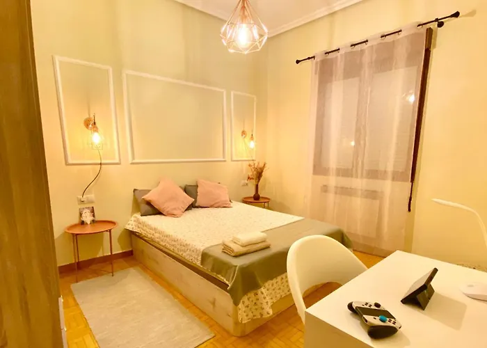 Amplio Apartamento Con Dos Patios