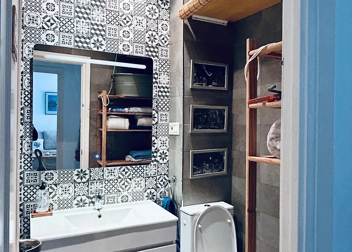 La Casita Azul
