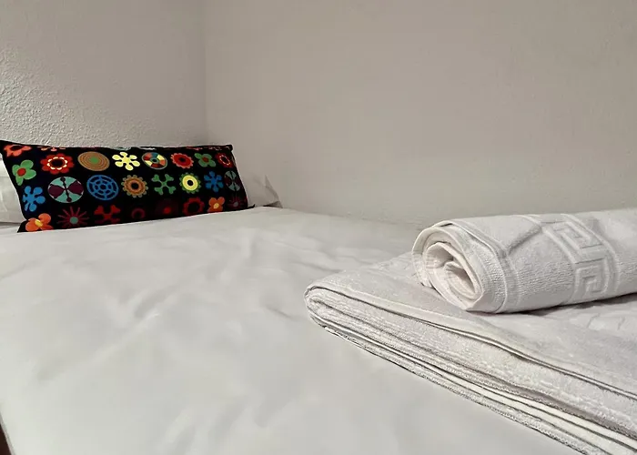 Hostal Nomadas By Gloove