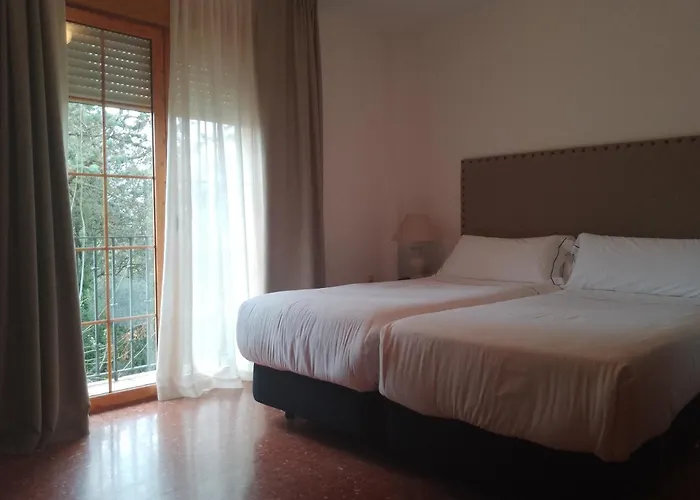 Hotel Tugasa El Almendral