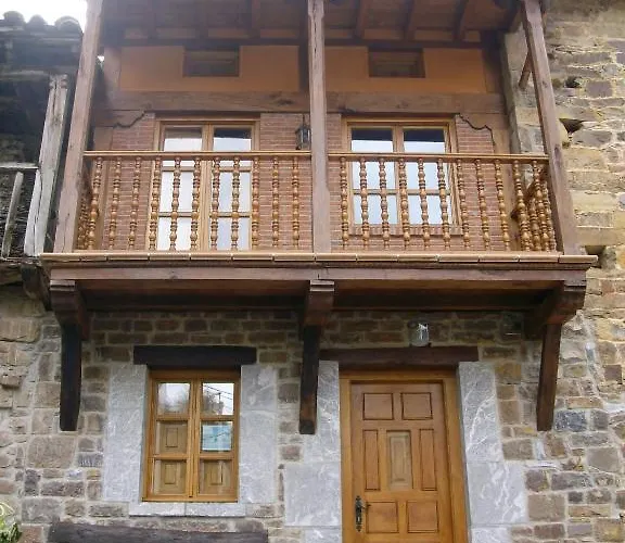 La Torre de Espinama