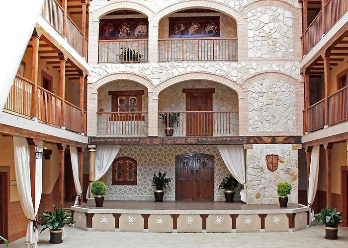 Apartamentos Rurales La Platea