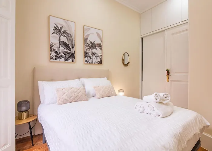 Vigo Centro-Olivica Clasica By Cosyhome