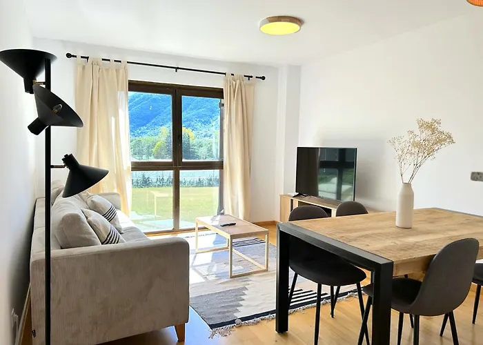 Modern I Familiar Apartament A Esterri D\'Aneu By Rural D\'Aneu