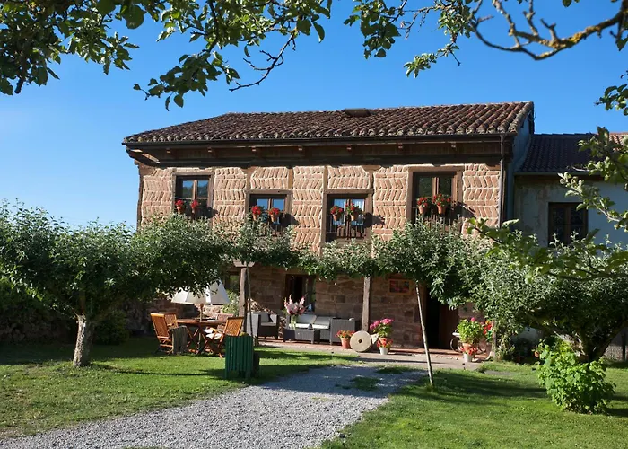 Hotel Rural La Acena