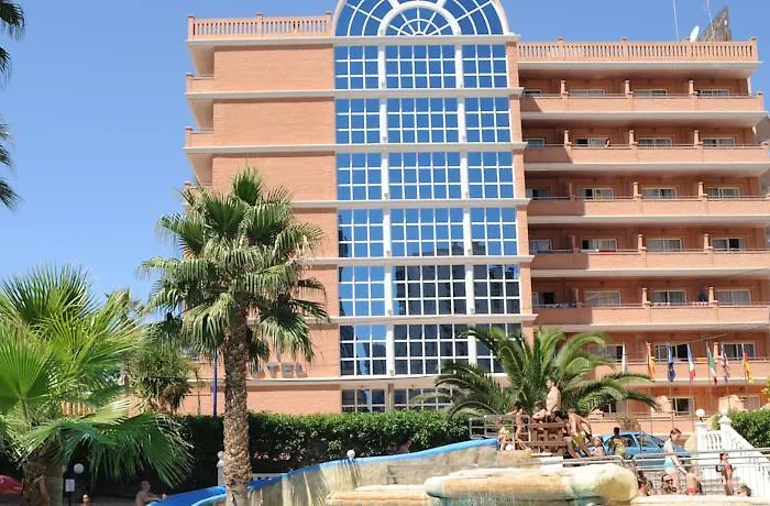 Hotel Tropic