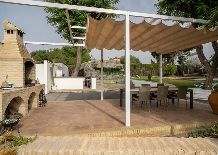 Vahadda House