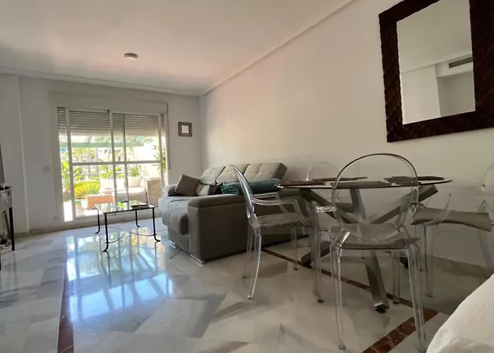 5 Min. Puerto Banus. Stunning Aparment & Big Terrace